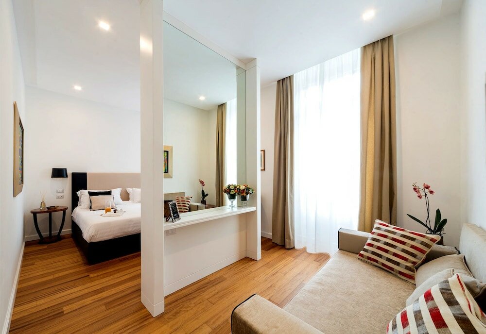 Фото 900 Piazza del Popolo