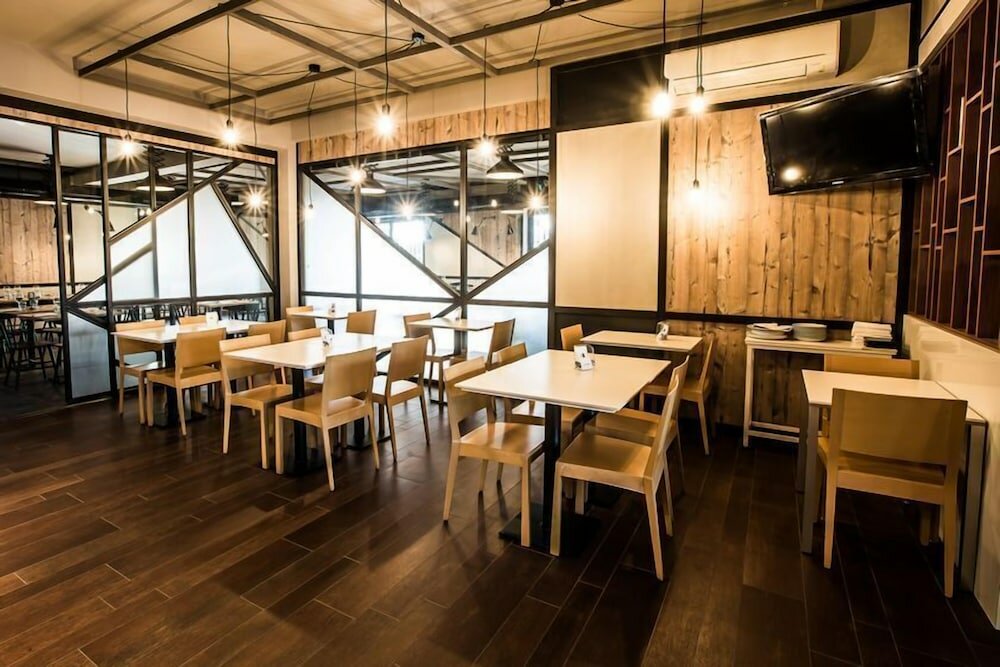 Фото Camp's Hotel