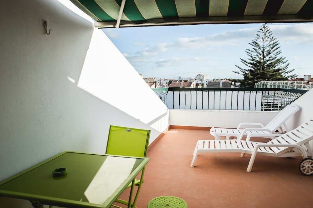 Фото Help Yourself Hostels Carcavelos Coast