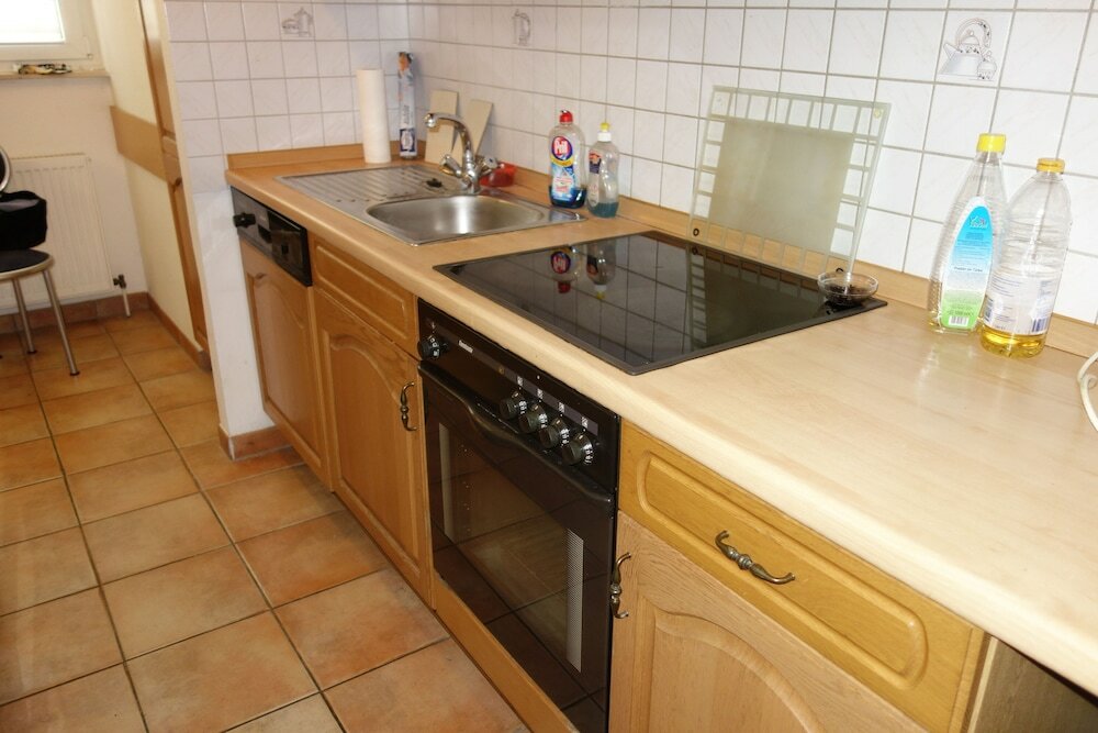 Фото Tolstov-Hotels Big 2 Room Roßstrasse Apartment