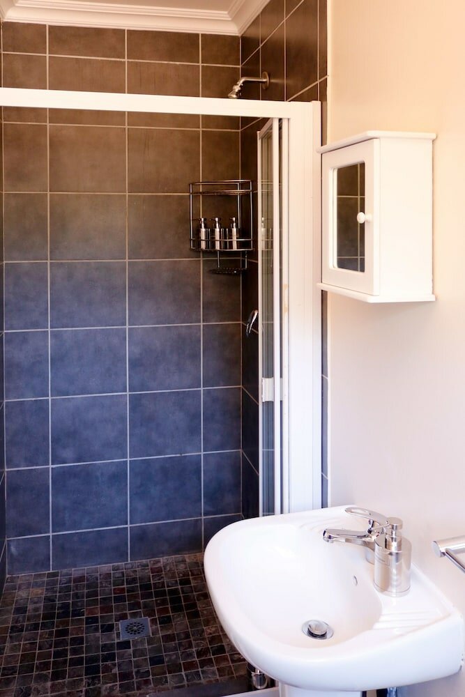 Фото A Little Guesthouse