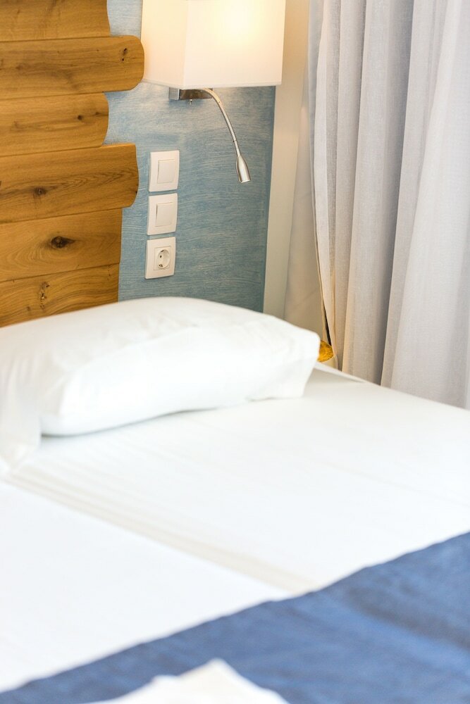 Фото Meltemi Coast Suites