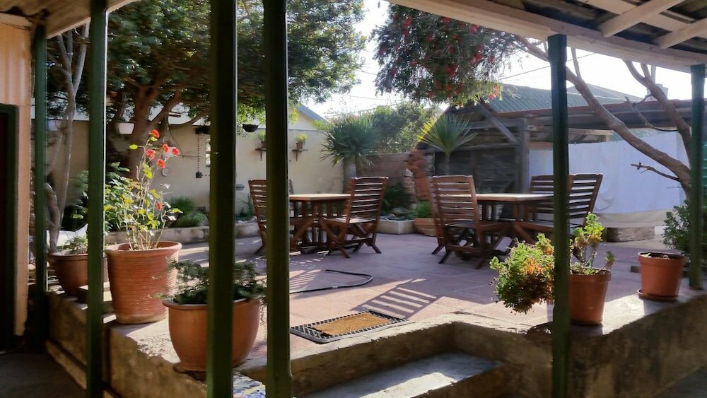 Фото Bedrock Lodge