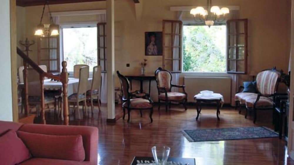 Фото Gyra Villas