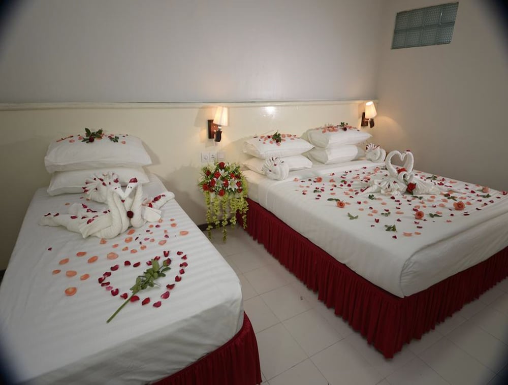 Фото Taw Win Yadanar Hotel