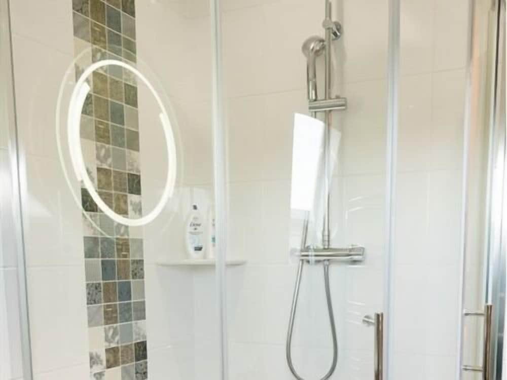 Фото Ashbrook House B&b