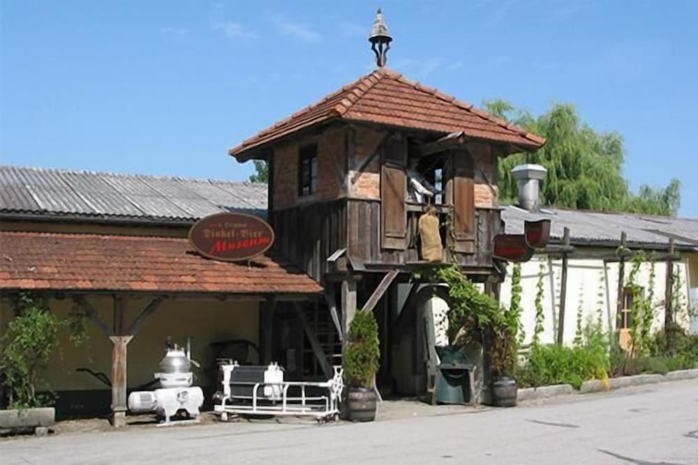 Фото Wellness Resort Romantika