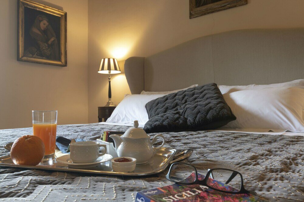 Фото Abbazia Santa Maria del Bosco