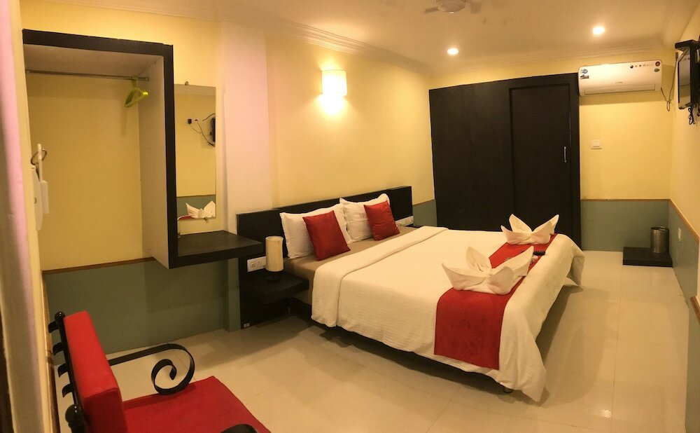 Фото отеля 2