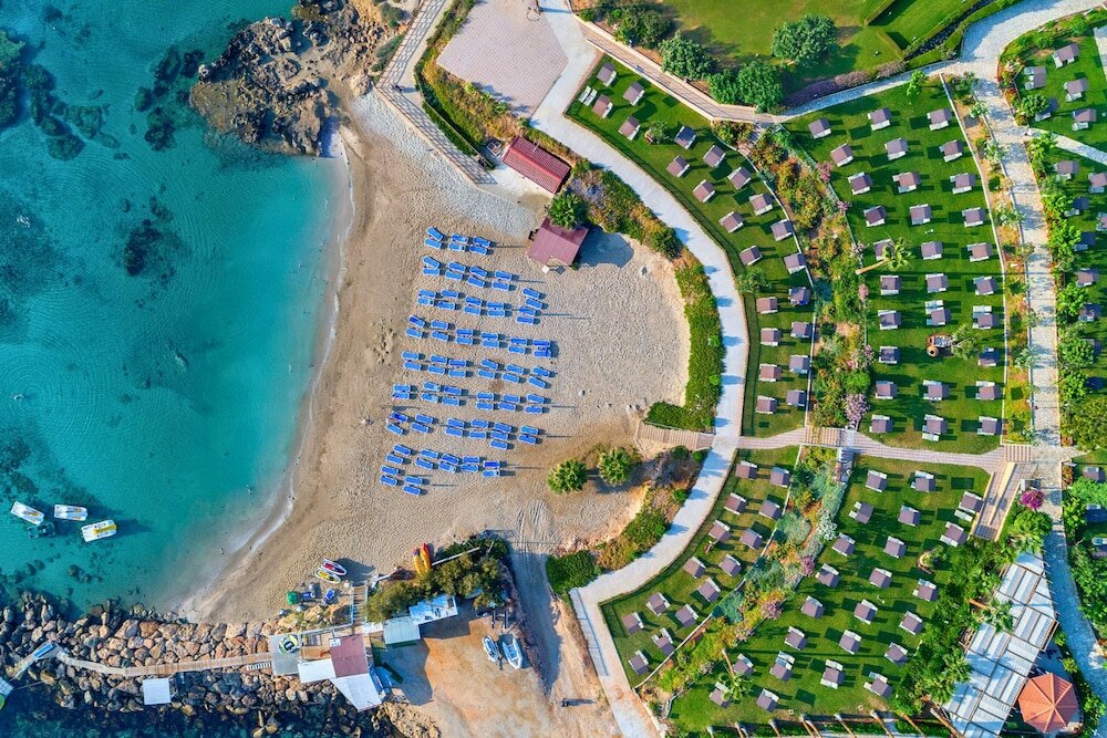 Фото Cavo Maris Beach Hotel