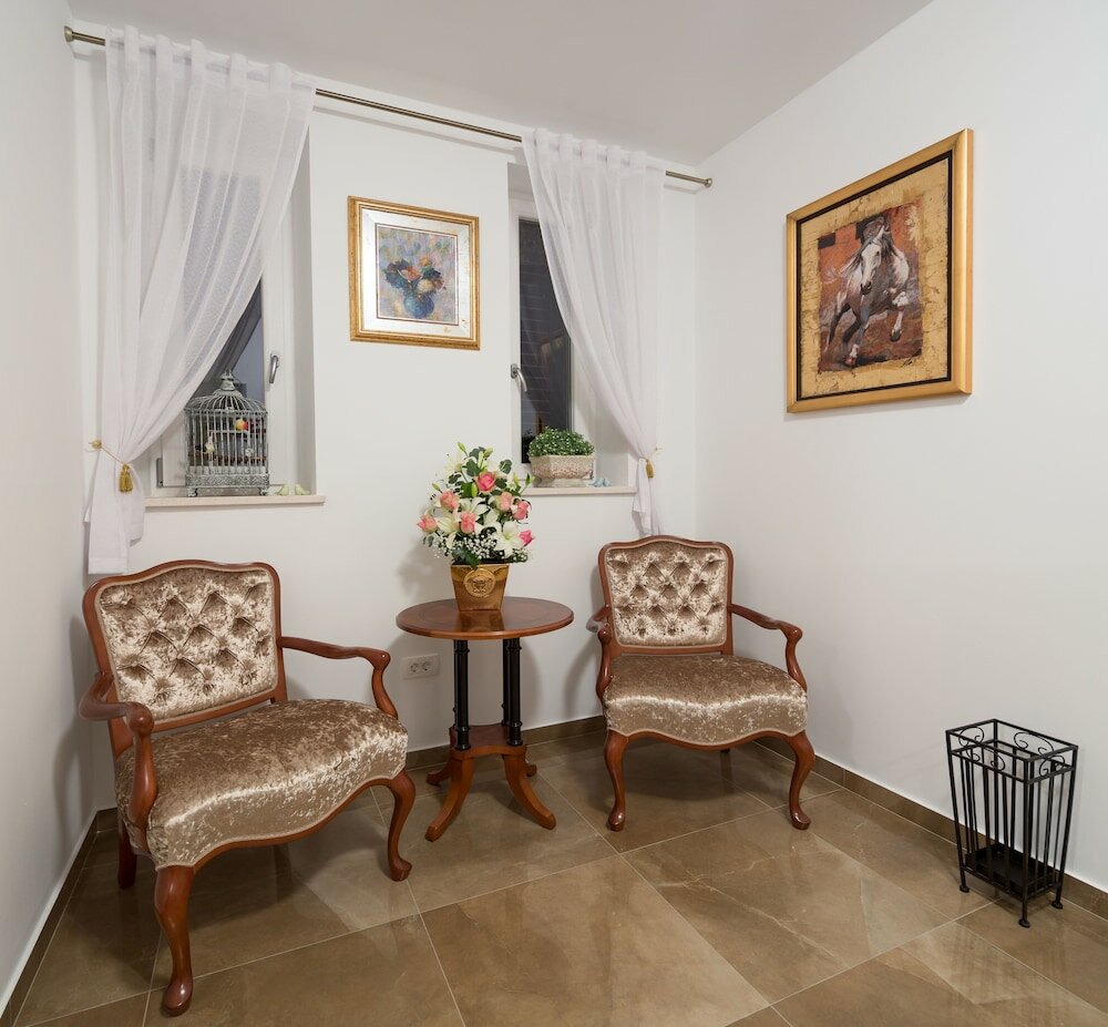 Фото Priska Heritage Rooms
