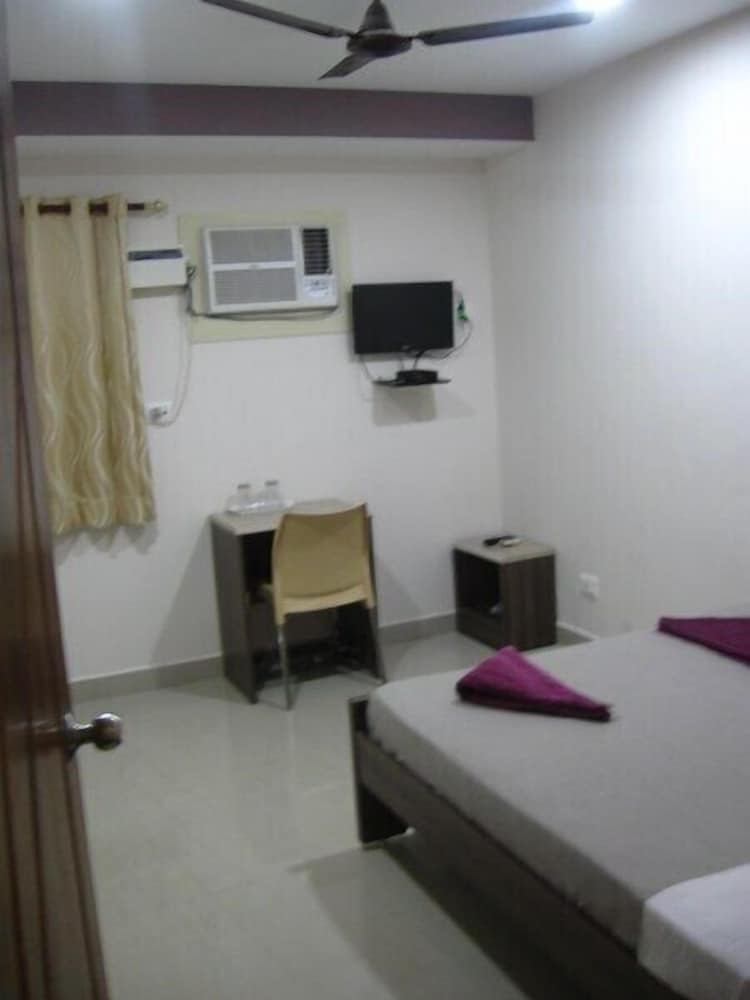 Фото Hotel Akash Park