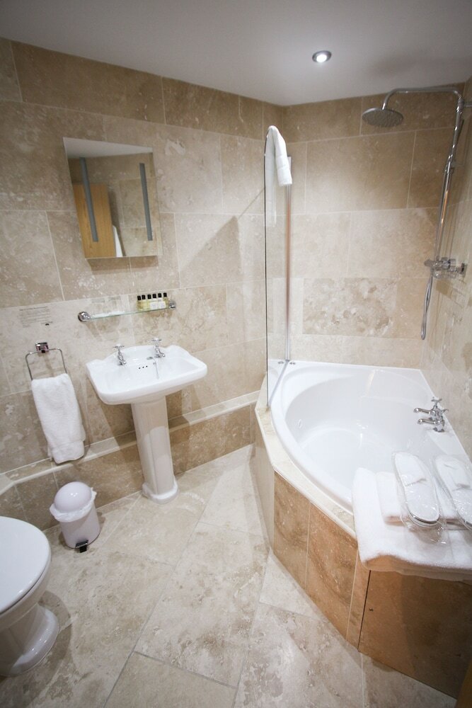 Фото Leasowe Castle