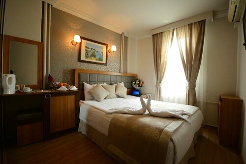 Внешний вид отеля Grand Anzac Hotel в Чанаккале, фото 2