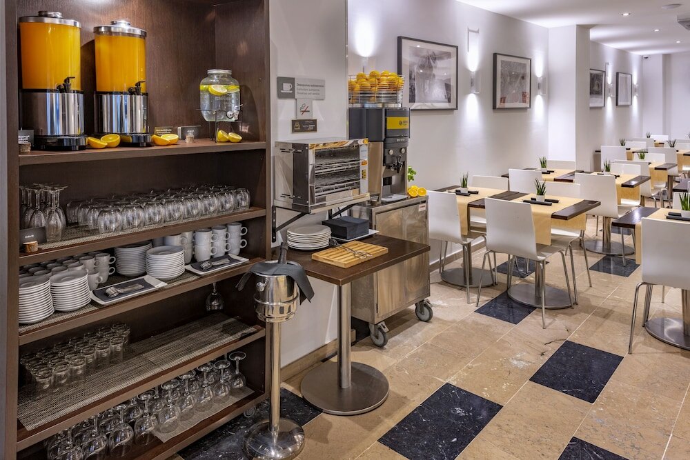 Фото Hotel SERHS Del Port