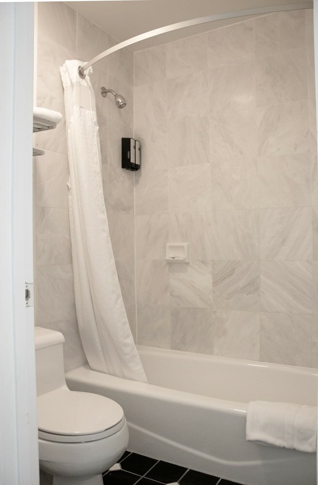 Фото Discovery Inn