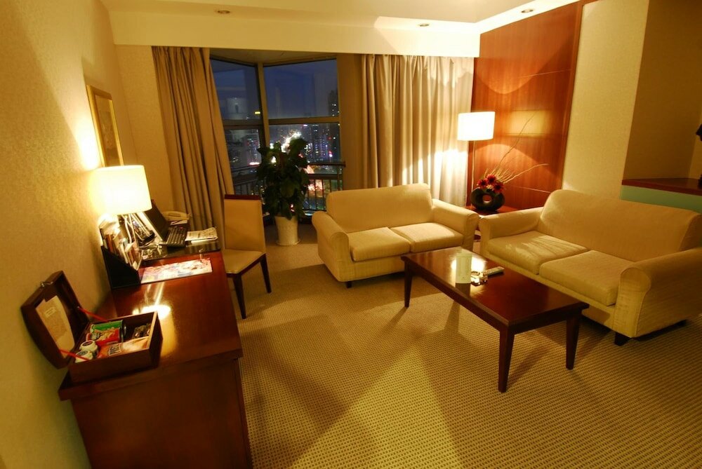 Фото Jinling Jingyuan Plaza