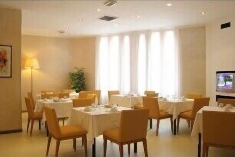 Фото Grand Hotel President