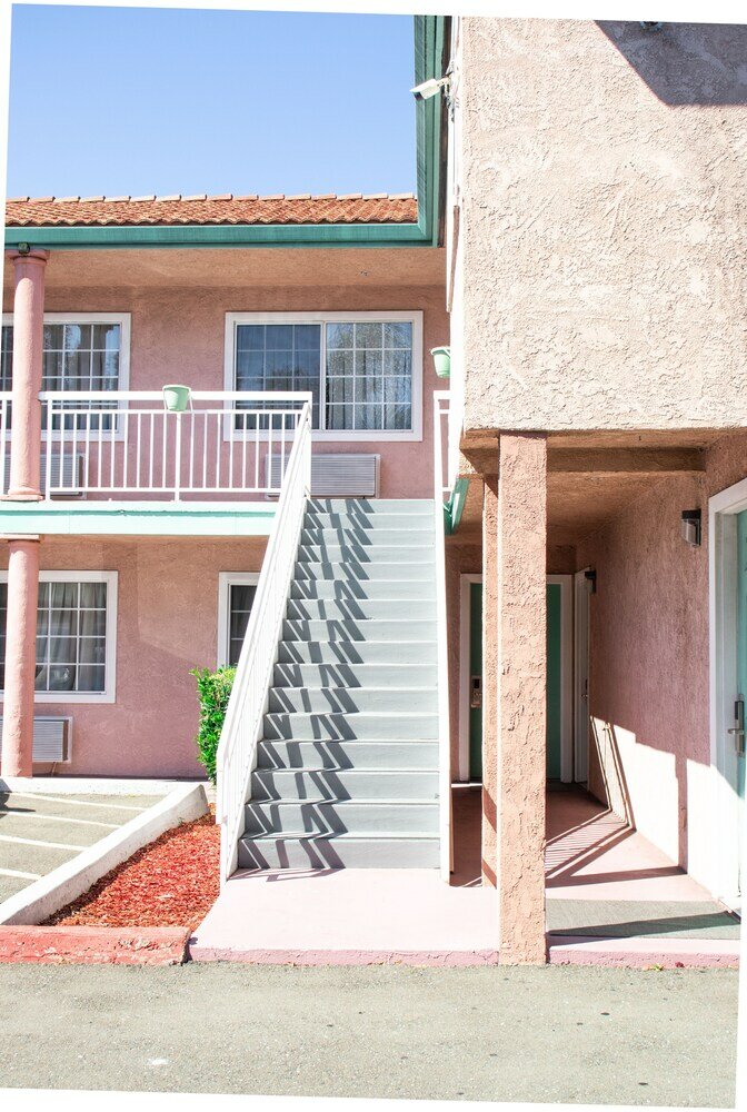 Фото Discovery Inn