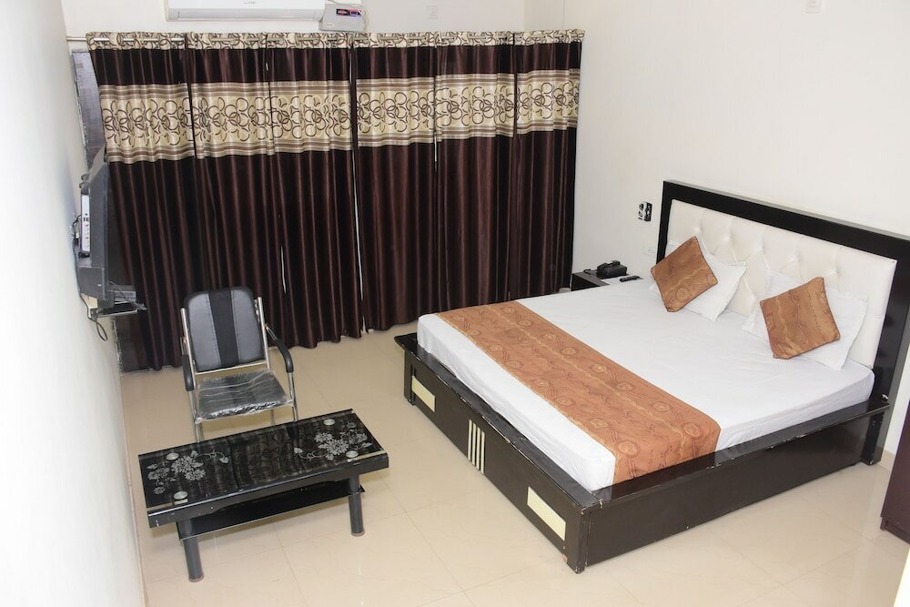 Фото Hotel Anamsa Residency