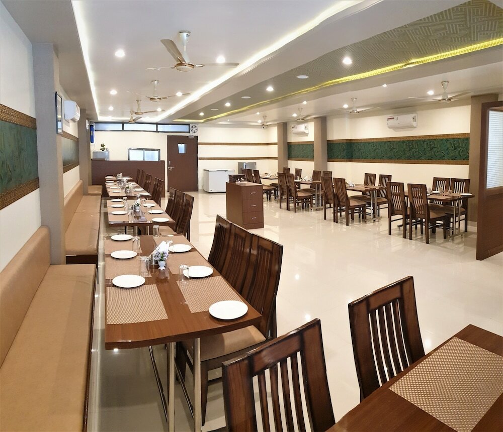 Фото Hotel Oasis Park