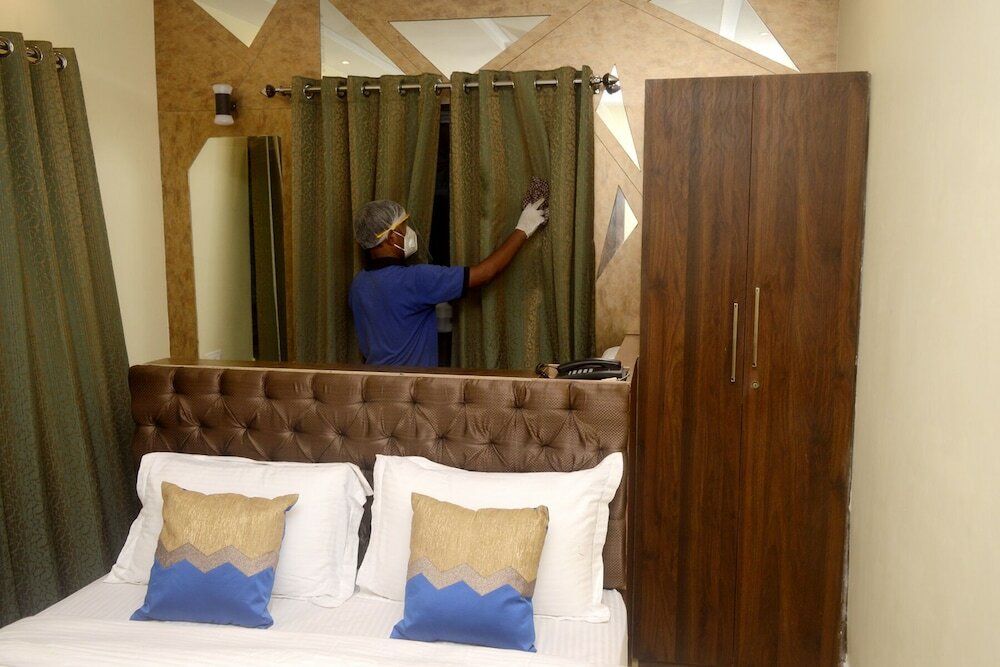 Фото Hotel Shreesh Kolkata