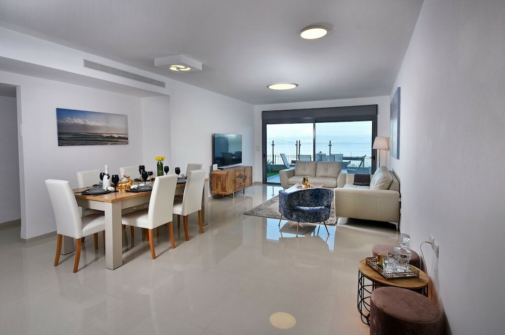 Фото Ariston Luxury Garden Apt W Private Pool