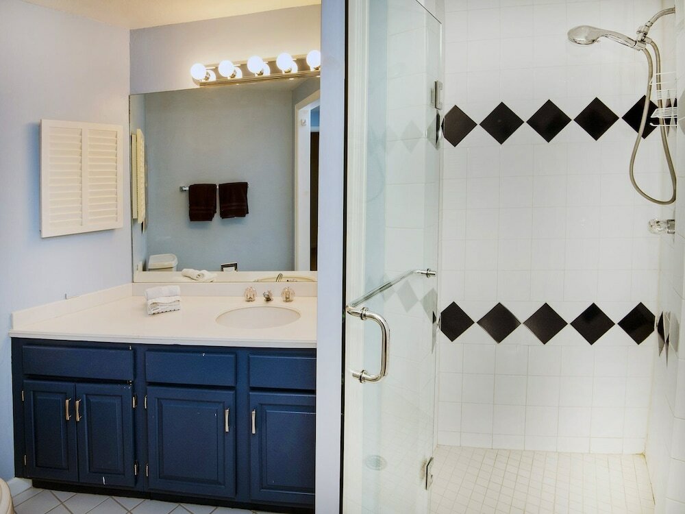 Фото 2338 Tahoe Drive