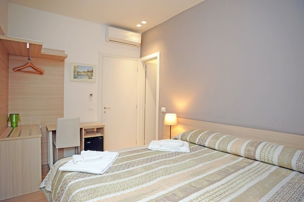 Фото Foresteria Rhodense VIA Italia