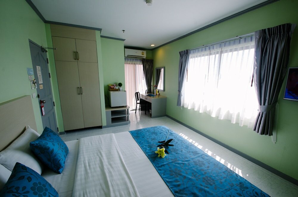 Фото Thipurai City Hotel