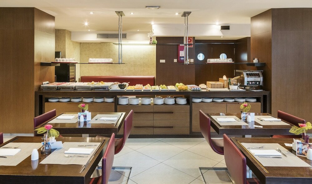 Фото Ilunion Auditori