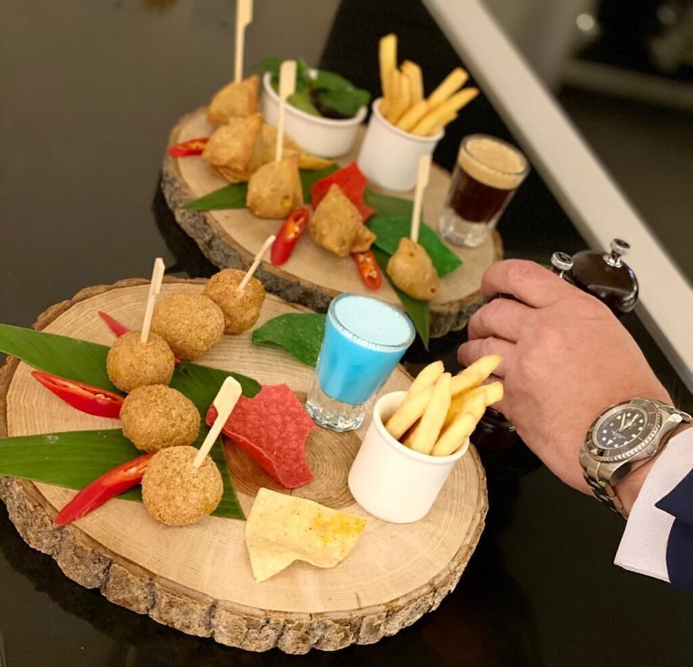 Фото Mercure Gold Hotel Jumeirah by Accor