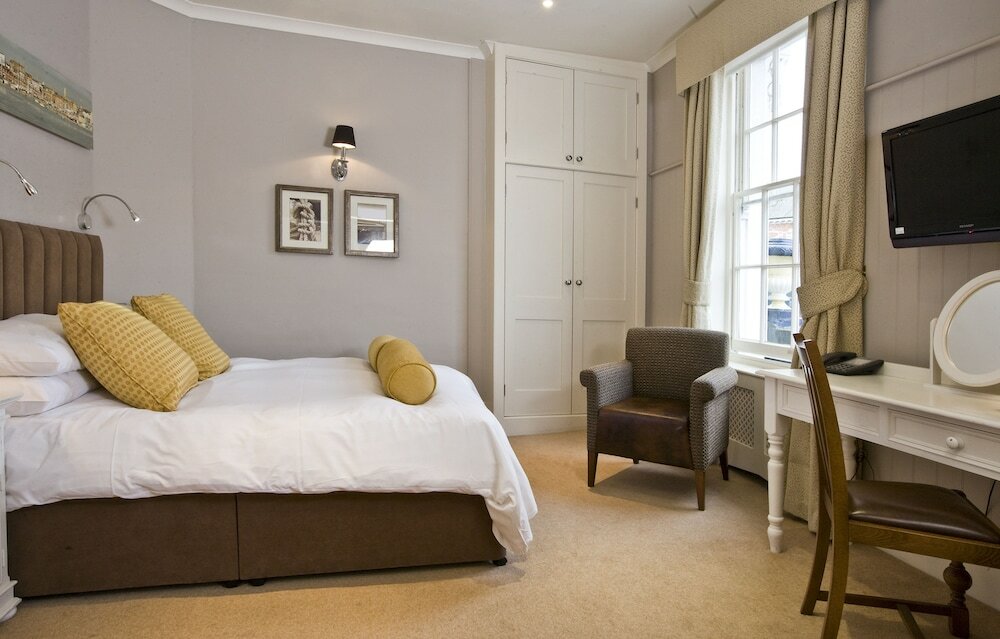 Фото Royal Albion Hotel