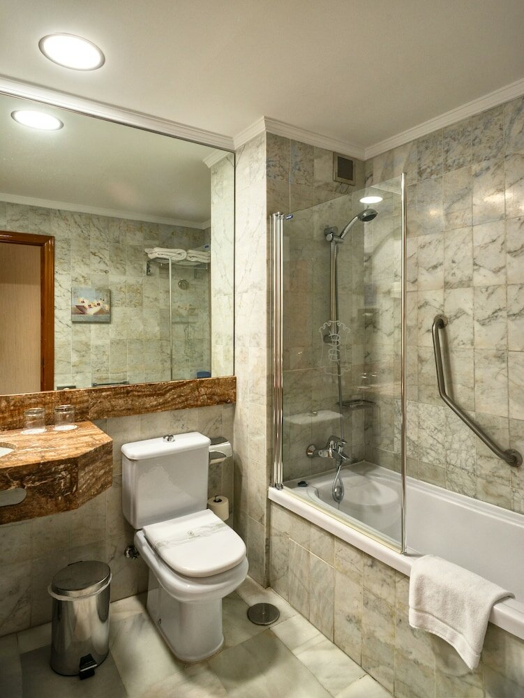 Фото Hotel Balcón de Europa