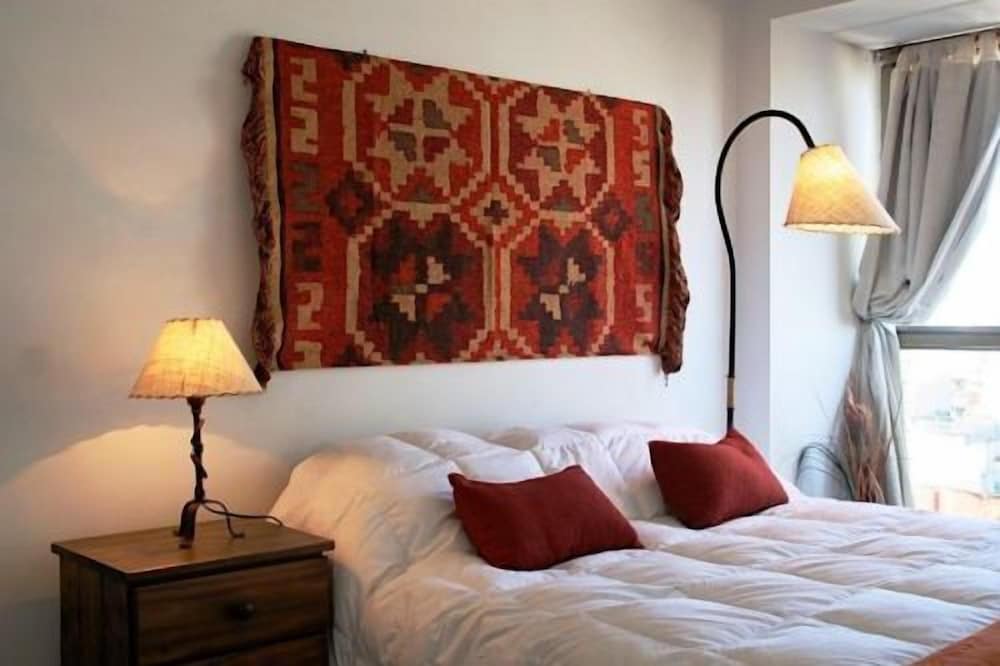 Фото Callao Plaza Suites