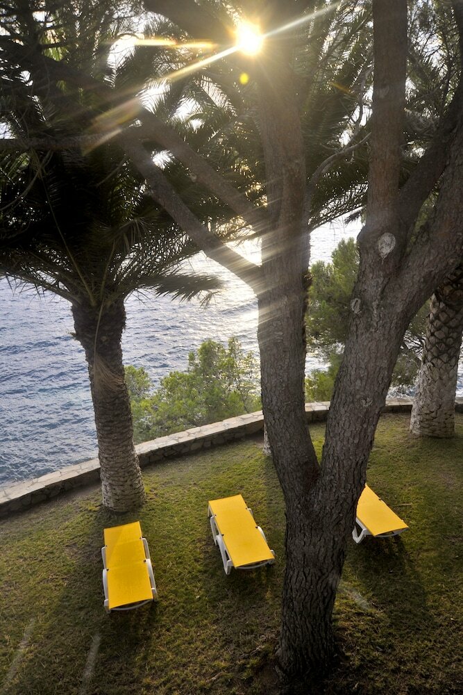 Фото Almadraba Park Hotel