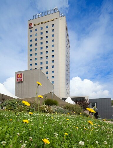 Внешний вид отеля Clarion Congress Hotel Ceske Budejovice в Ческе-Будеевице, фото 3