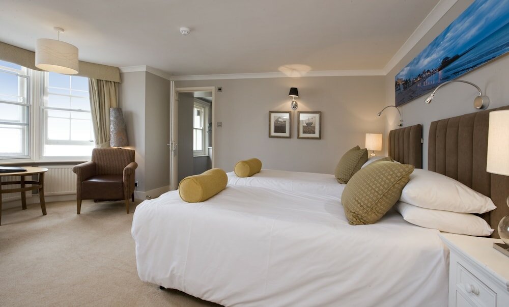 Фото Royal Albion Hotel