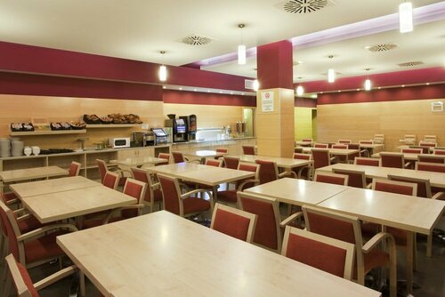 Гостиница Holiday Inn Express Madrid - Getafe, an Ihg Hotel