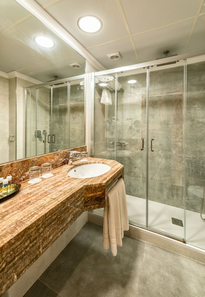 Фото Hotel Balcón de Europa