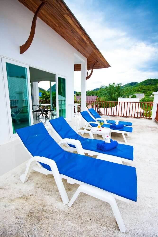 Фото Nadivana Serviced Apartments