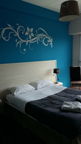 Гостиница Hôtel des Thermes et du Casino в Кане