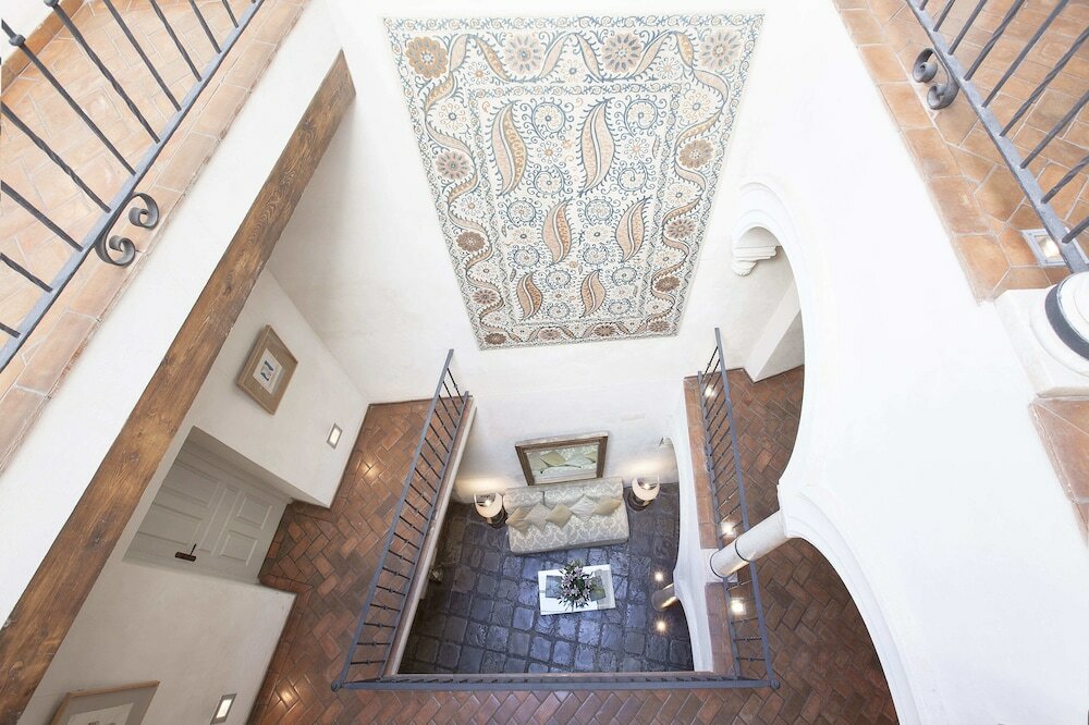 Фото Corral del Rey Sevilla