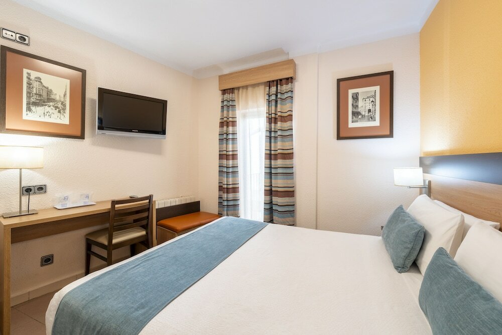 Фото Hostal Ballesta