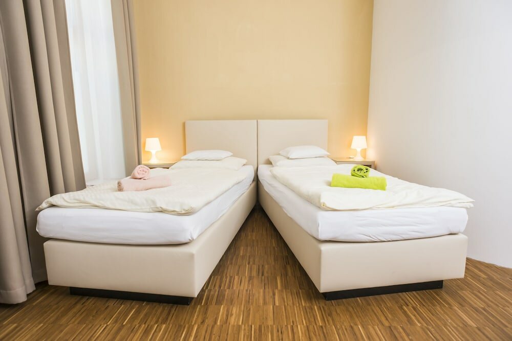 Фото Appartements Ferchergasse