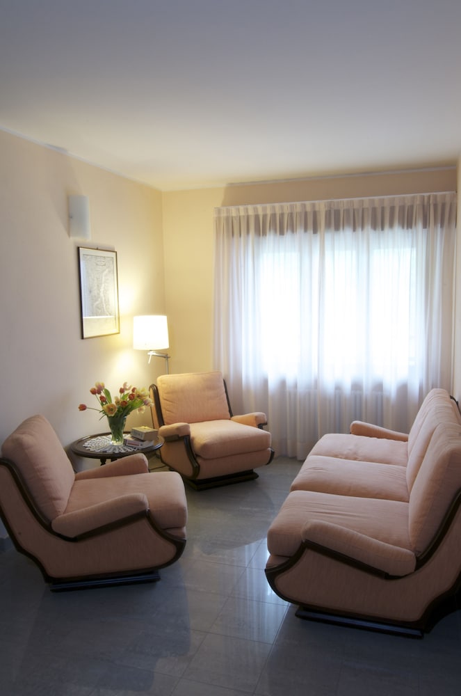 Фото Hotel Ristorante Sole