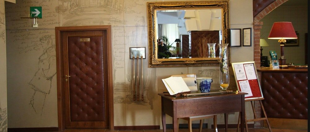 Фото Grand Hotel Boston