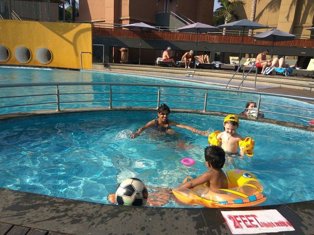 Фото Whispering Palms Beach Resort