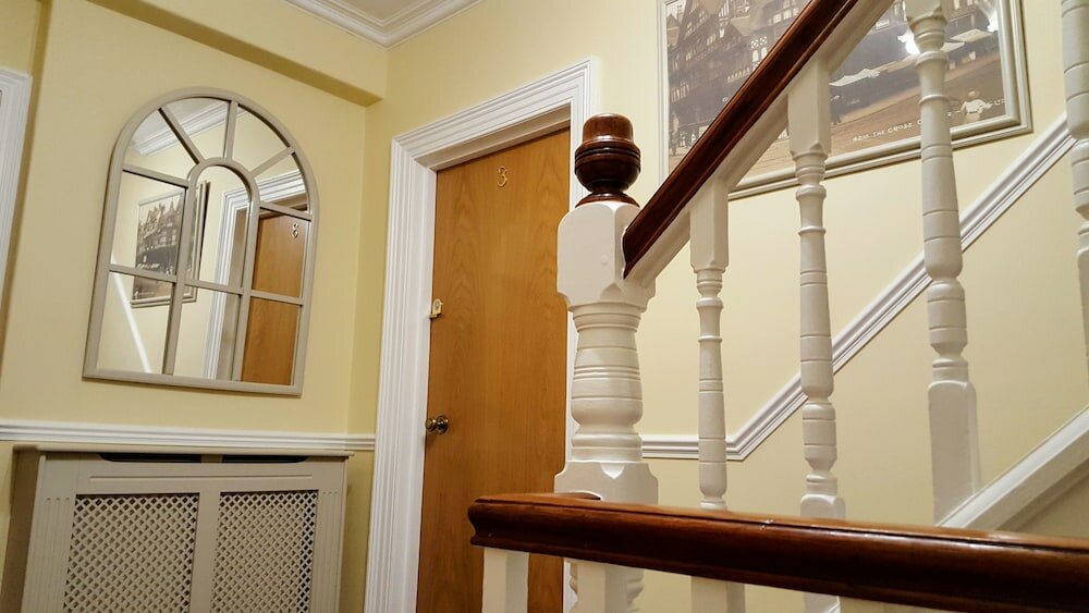 Фото Chester Brooklands B&b