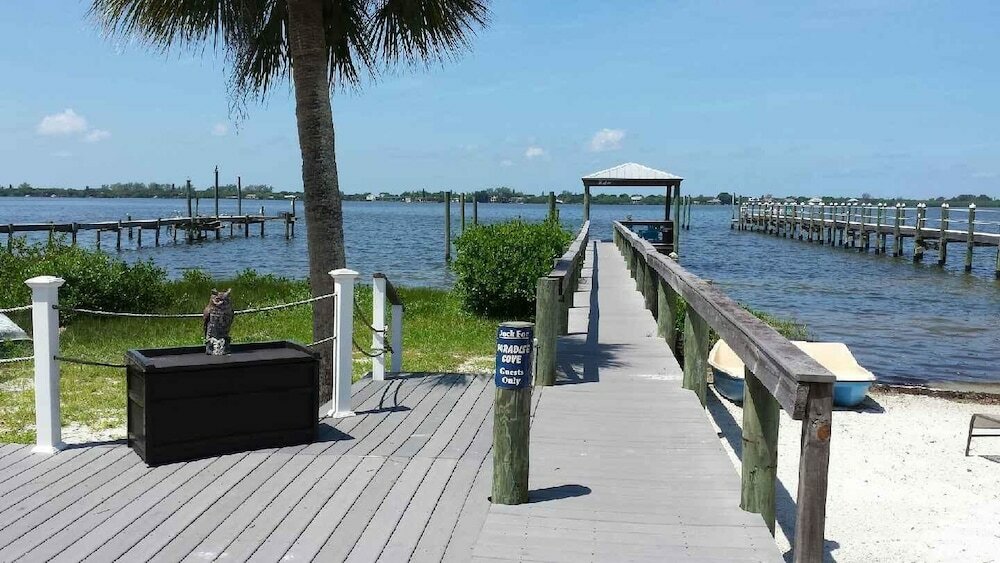 Фото Paradise Cove at Lemon Bay